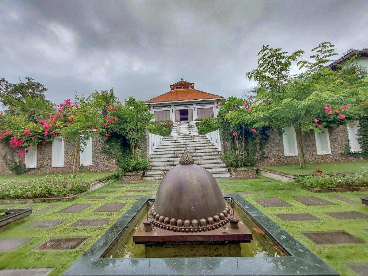 Le Grand Pakbeng Hotel Екстериор снимка