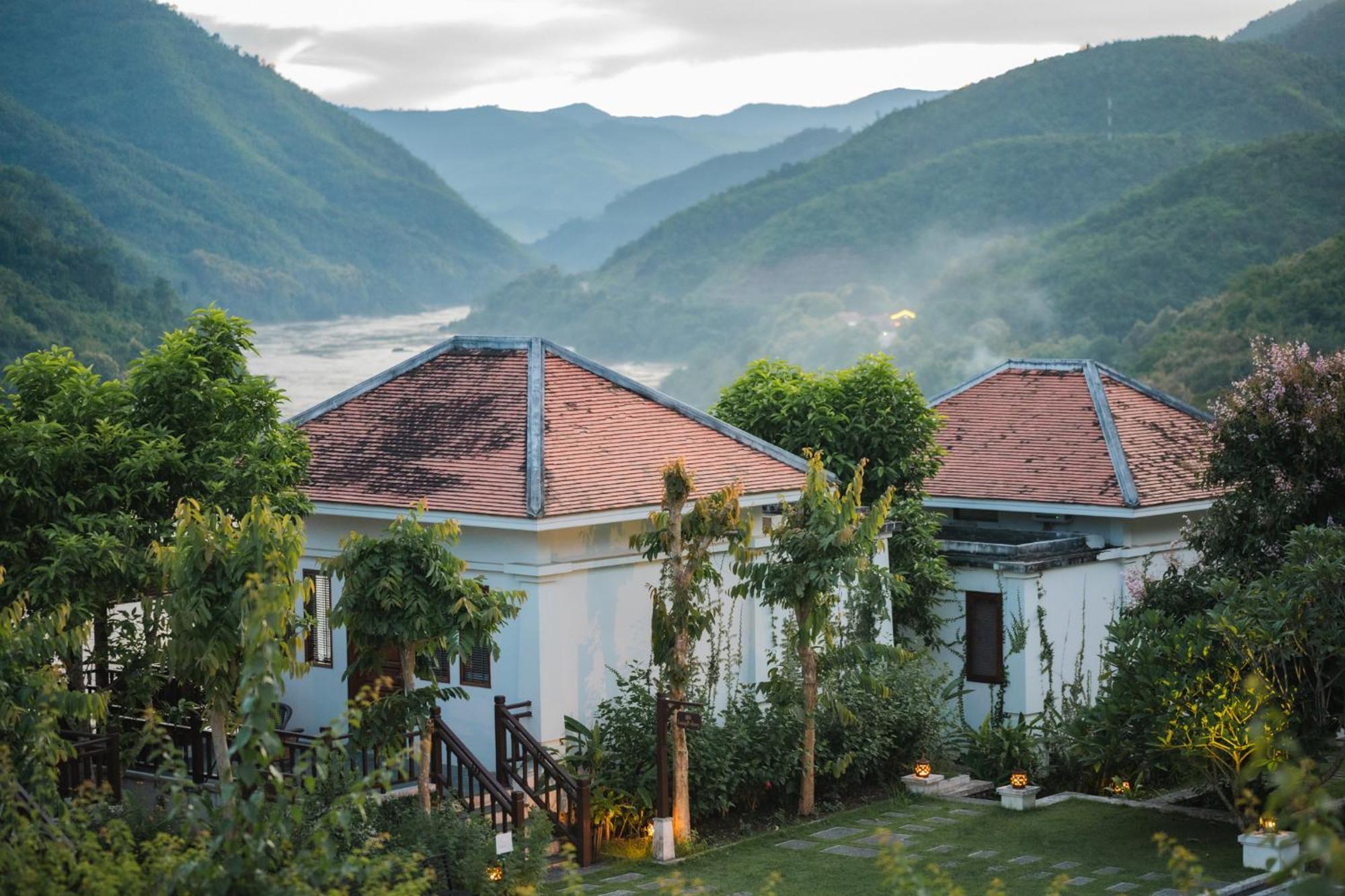 Le Grand Pakbeng Hotel Екстериор снимка